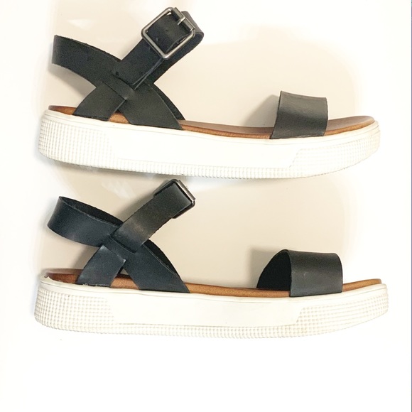 🖤MIA Platform Sandal🖤 - Picture 7 of 9